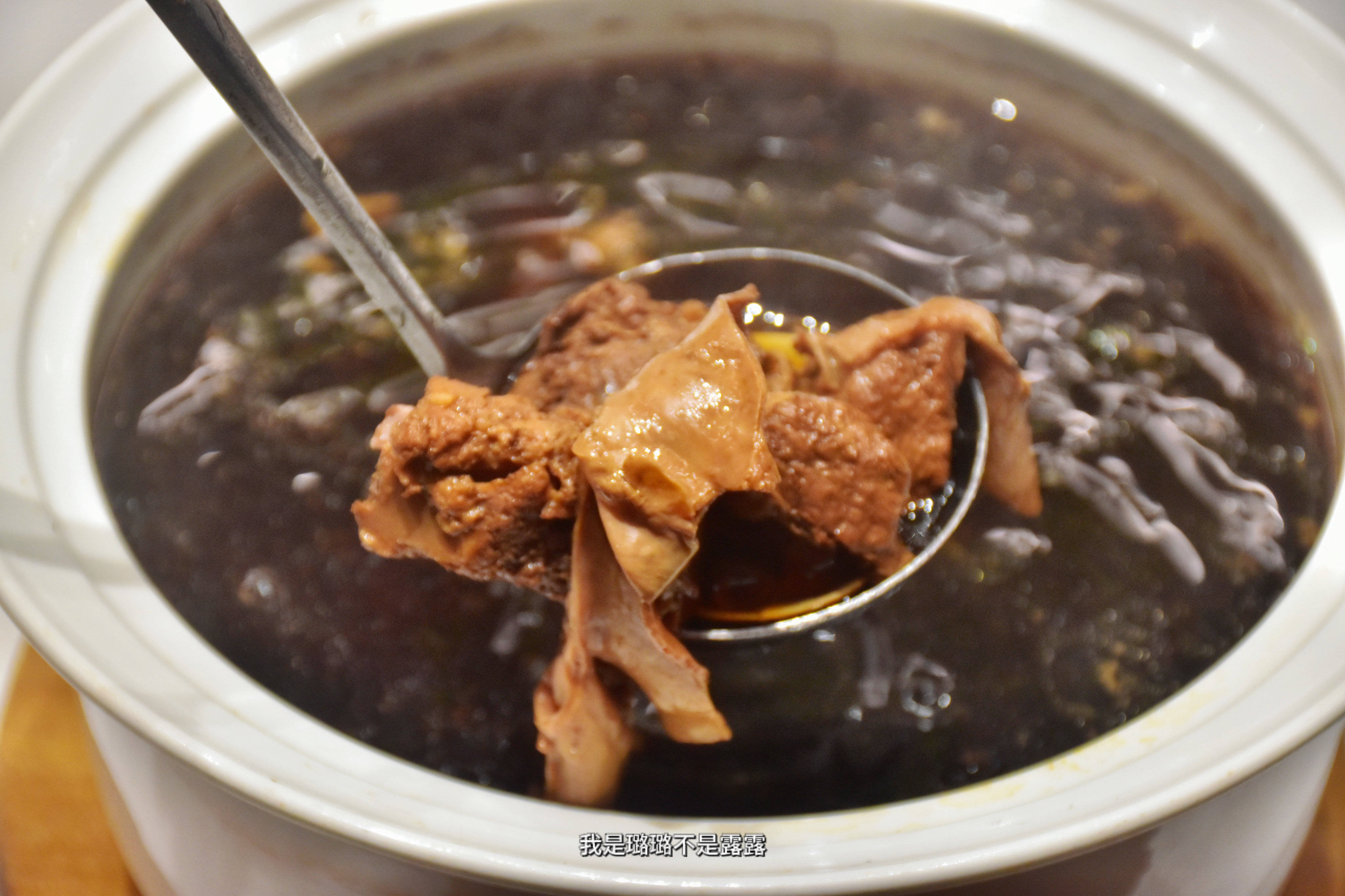 美食:味蕾狂欢！邻院里海鲜融合菜美食，一场不容错过的美食之旅！